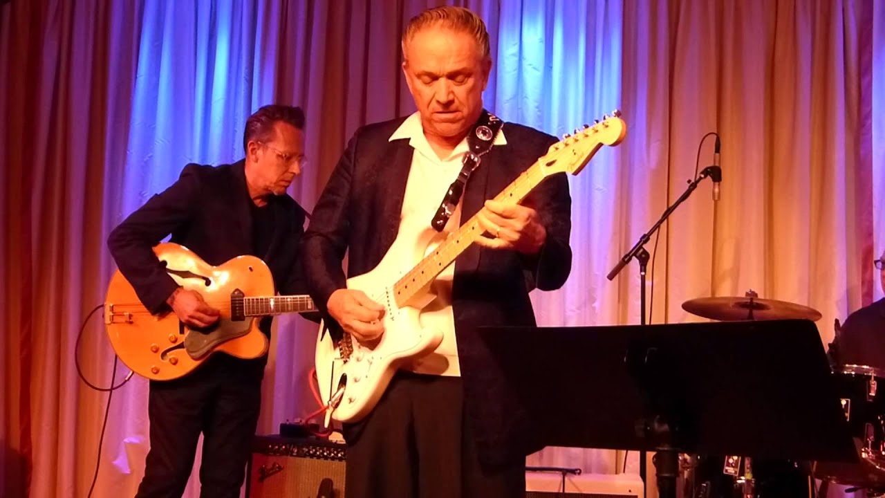 Jimmie Vaughan Image